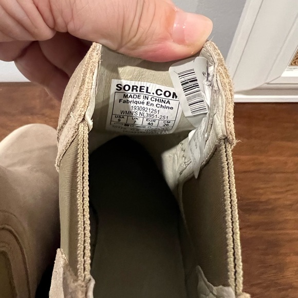 New Sorel Joan Uptown Chelsea Boot Women's Sandy Tan 1930921-251 - Picture 9 of 10